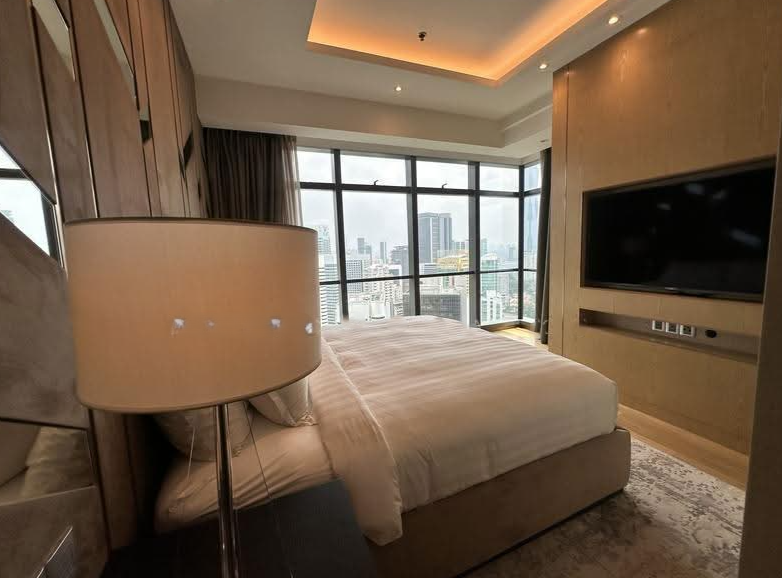 3+1 bedrooms — 5