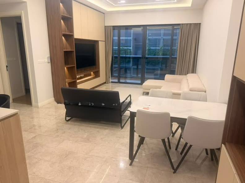 3 bedrooms — 1