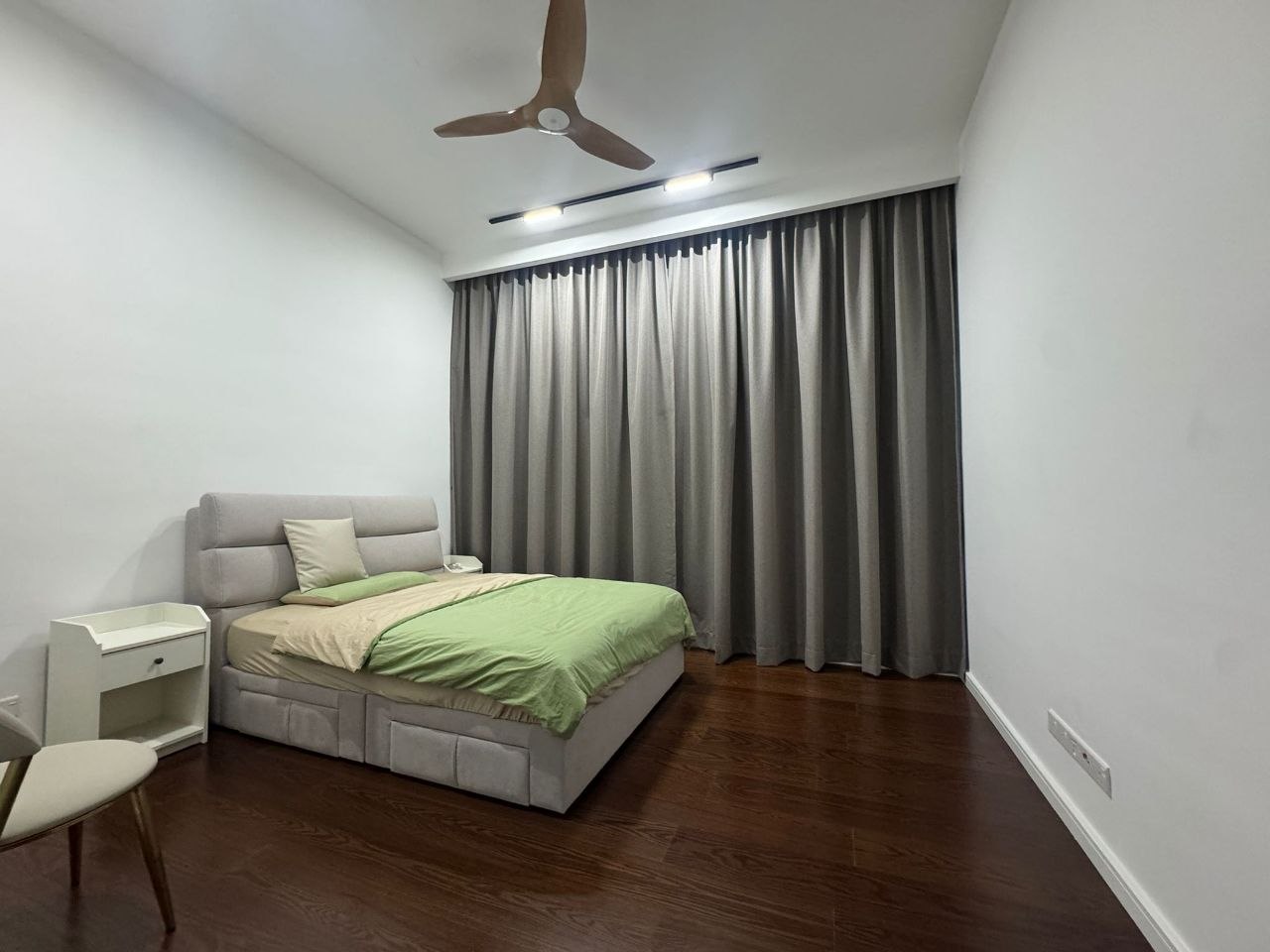 3+1 bedrooms — 5