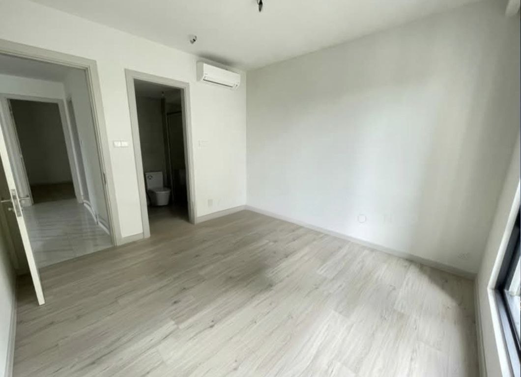 1 bedroom — 4