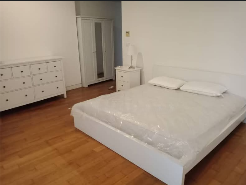 1 bedroom — 4