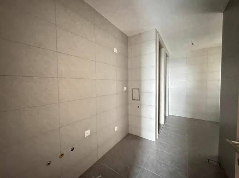 3+1 bedrooms — 8
