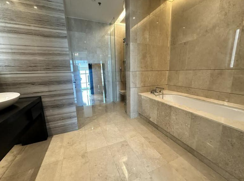 3+1 bedrooms — 8