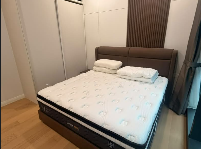3 bedrooms — 4