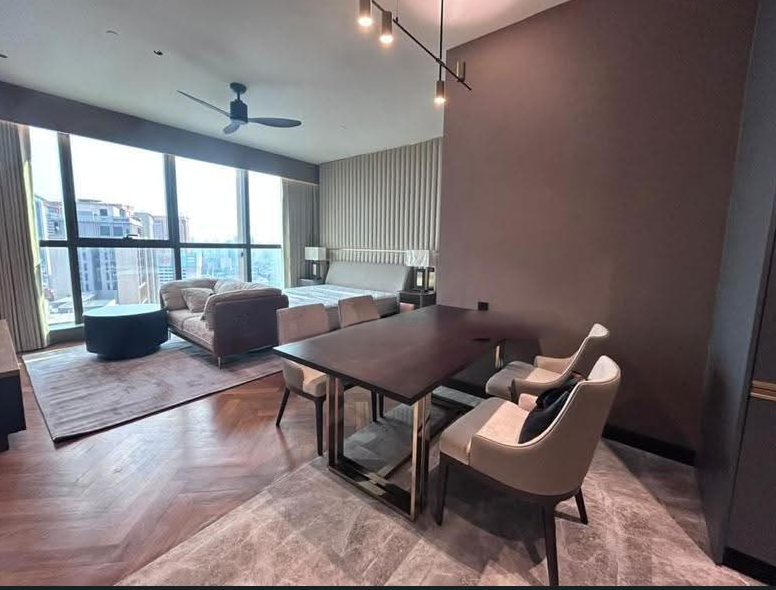 1 bedroom — 1