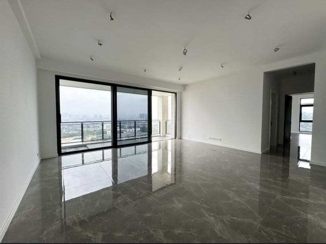 2+1 bedrooms — 1