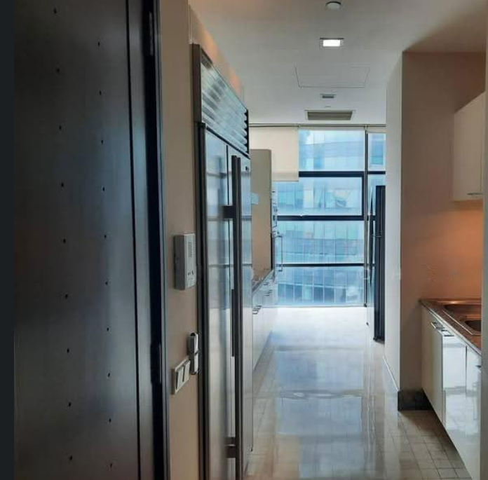 3+1 bedrooms — 3
