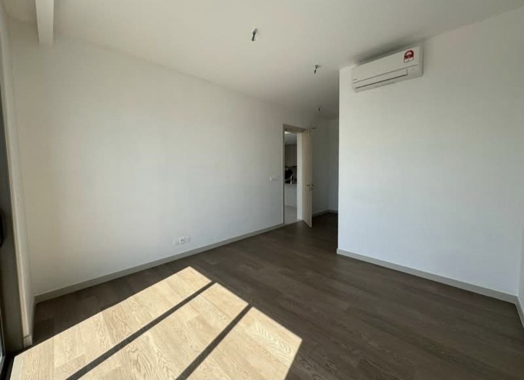 3 bedrooms — 4