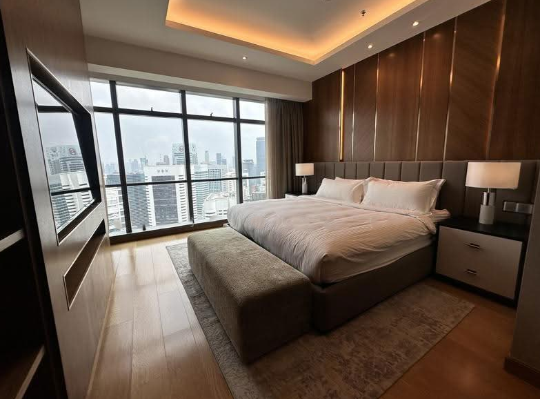 3+1 bedrooms — 4