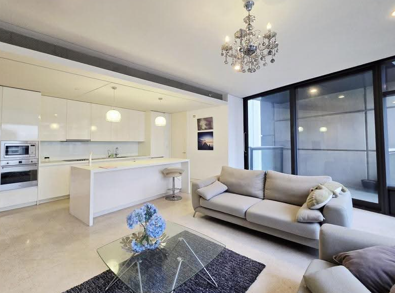 1 bedroom — 2