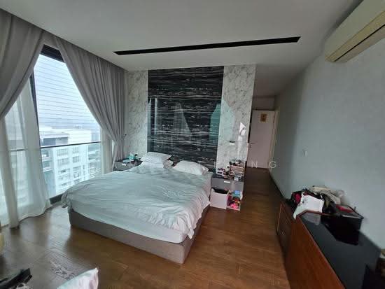 Penthouse — 4
