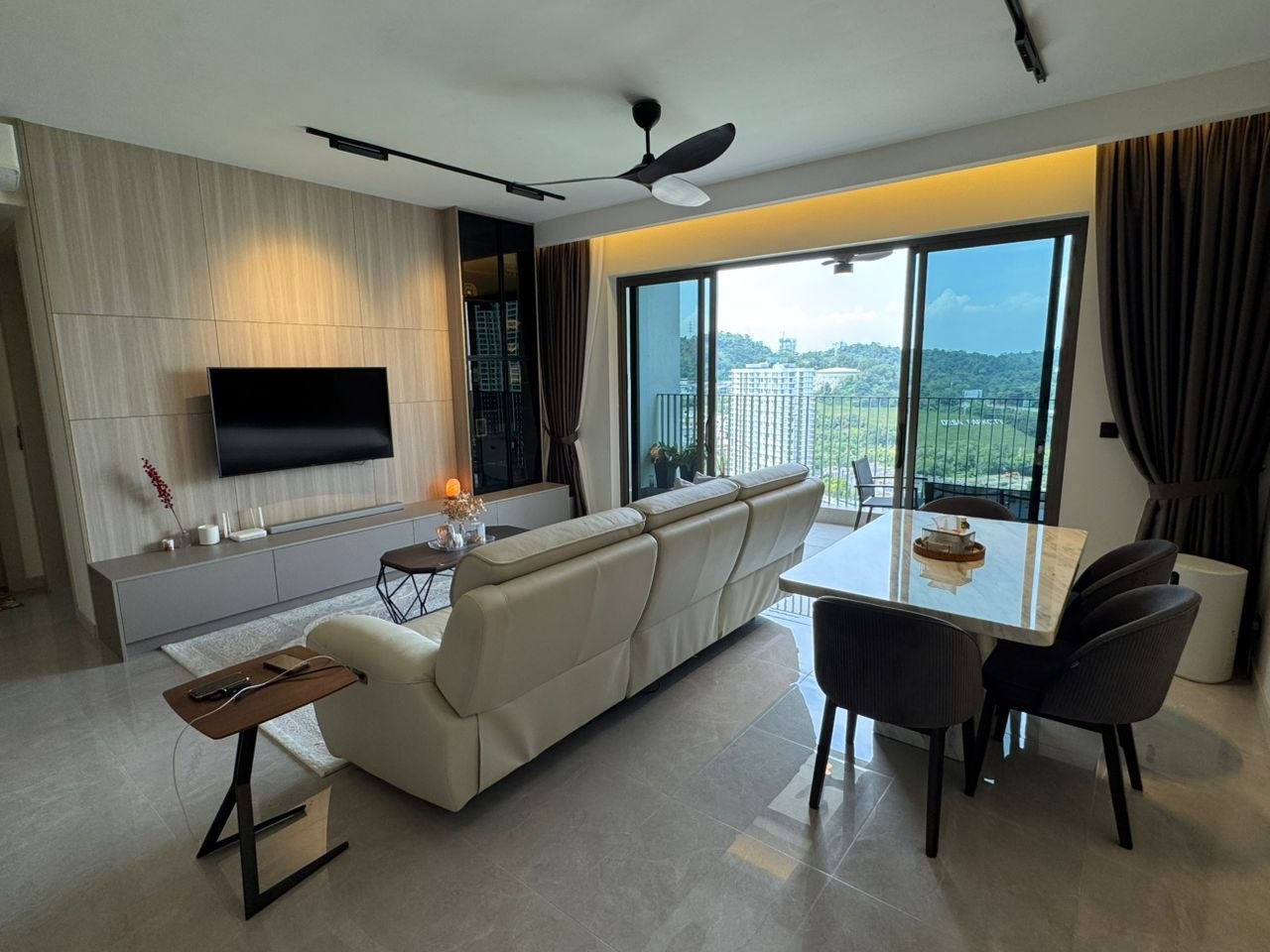 3 bedrooms — 1