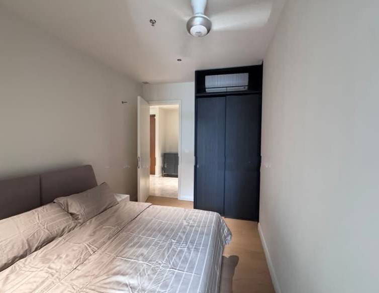 2 bedrooms — 4