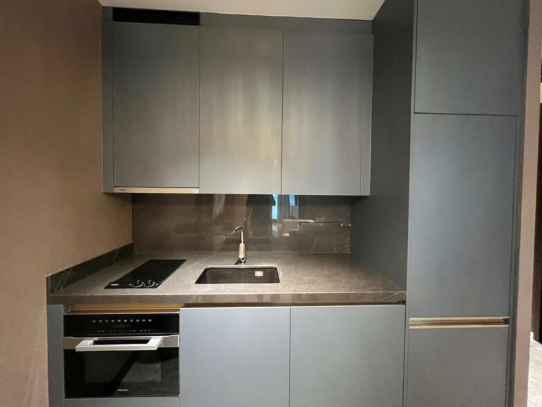 2 bedrooms — 3