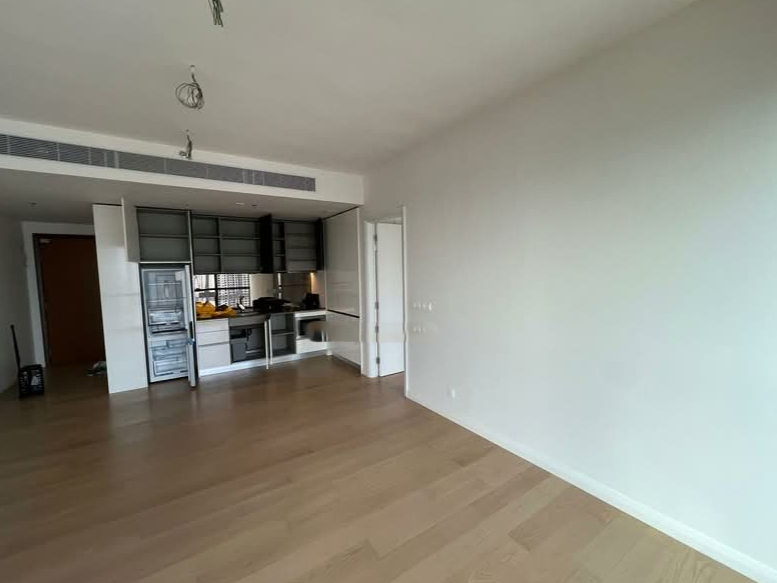 1 bedroom — 1