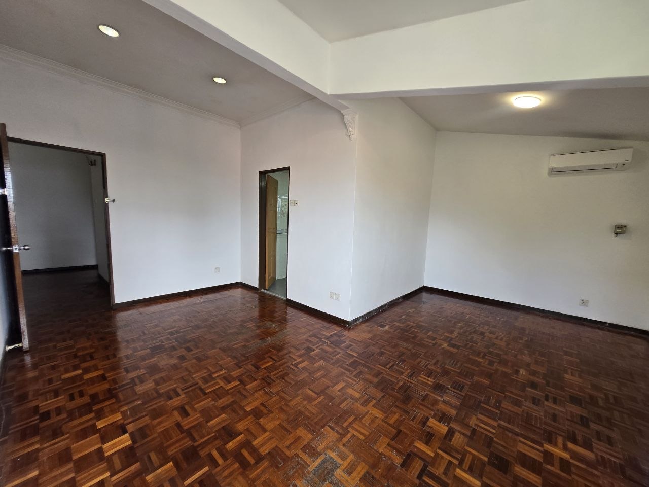 3 Storey Bungalow — 7