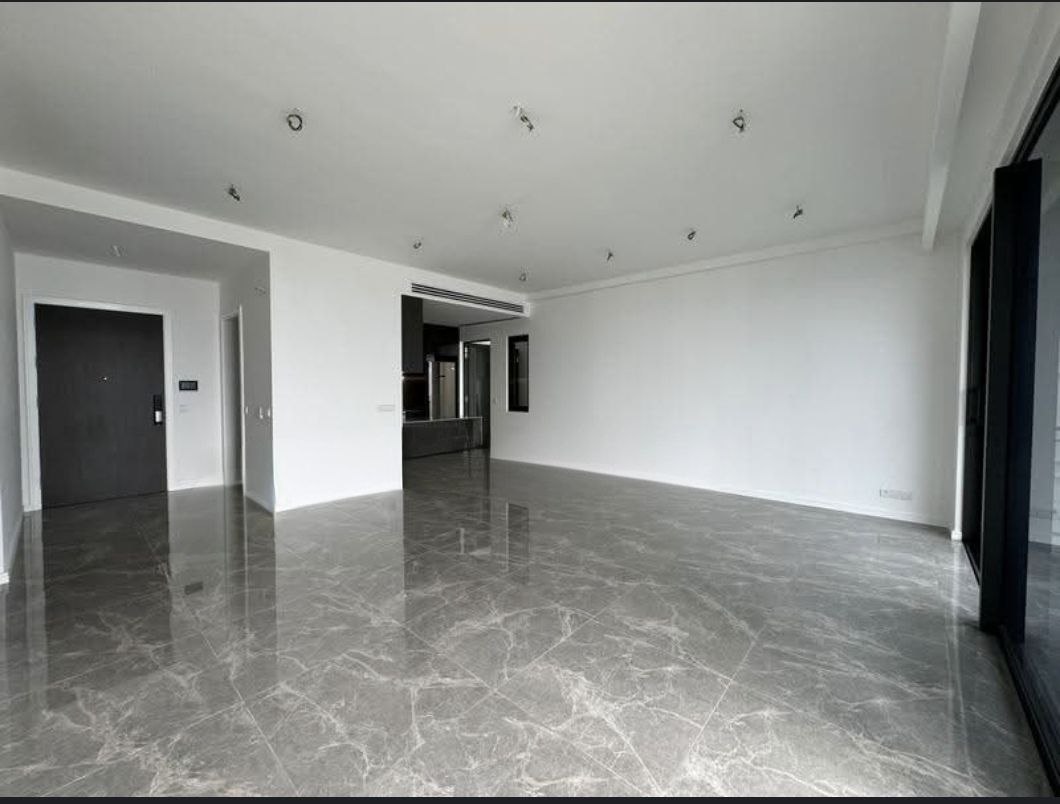 2+1 bedrooms — 3