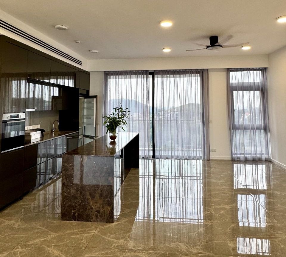 3+1 bedrooms — 1