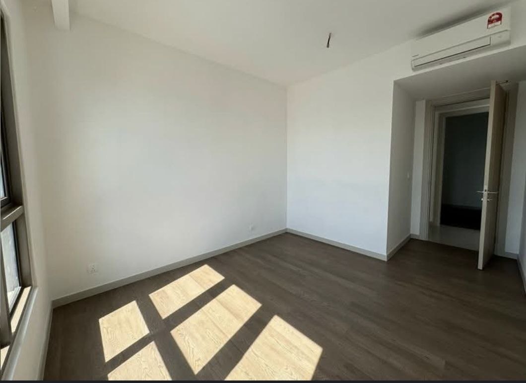 3 bedrooms — 5