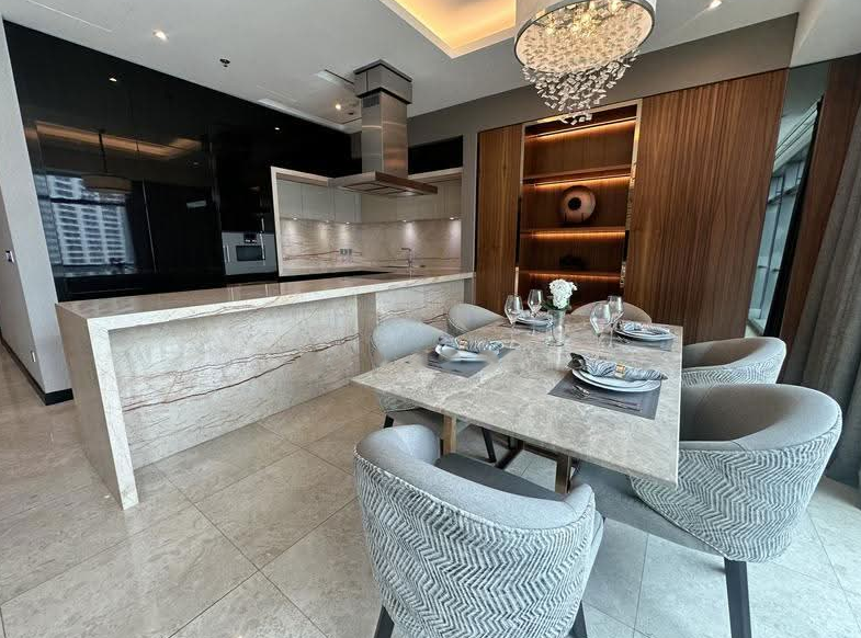3+1 bedrooms — 3