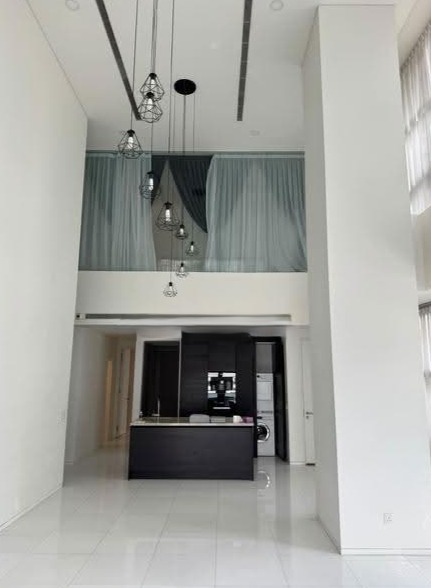 2 bedrooms — 4