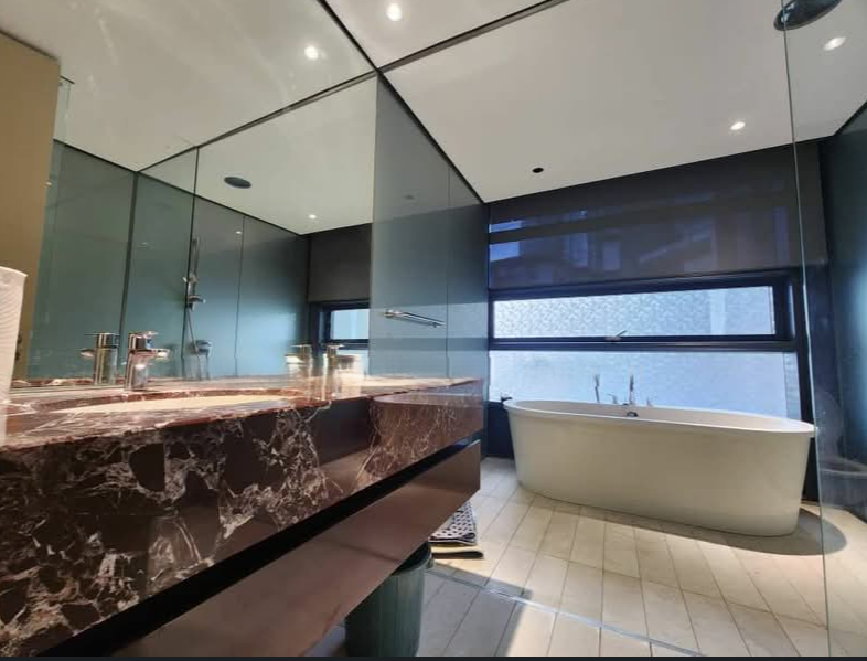 3+1 bedrooms — 9