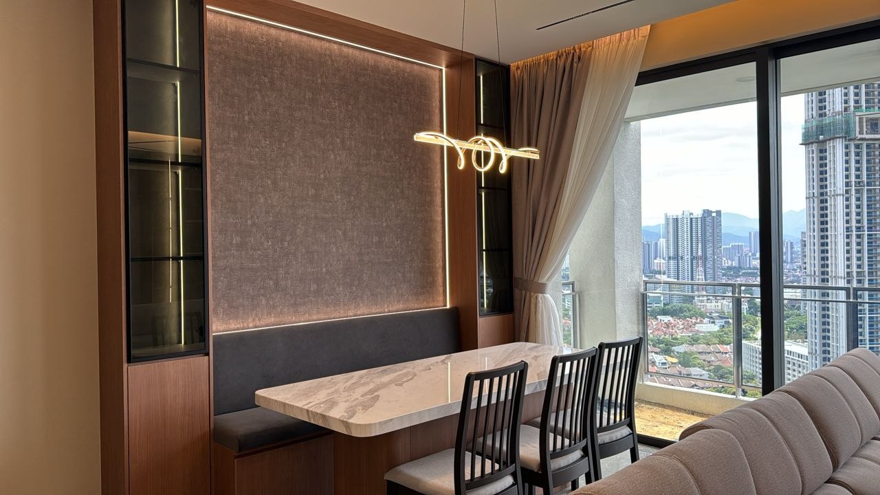 2 bedrooms — 7