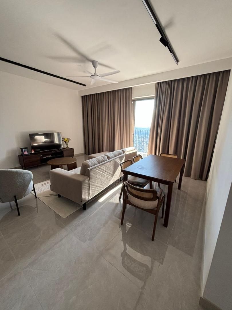 2 bedrooms — 1