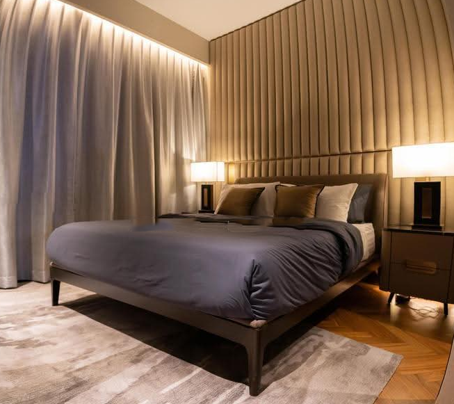10+2 bedrooms — 5
