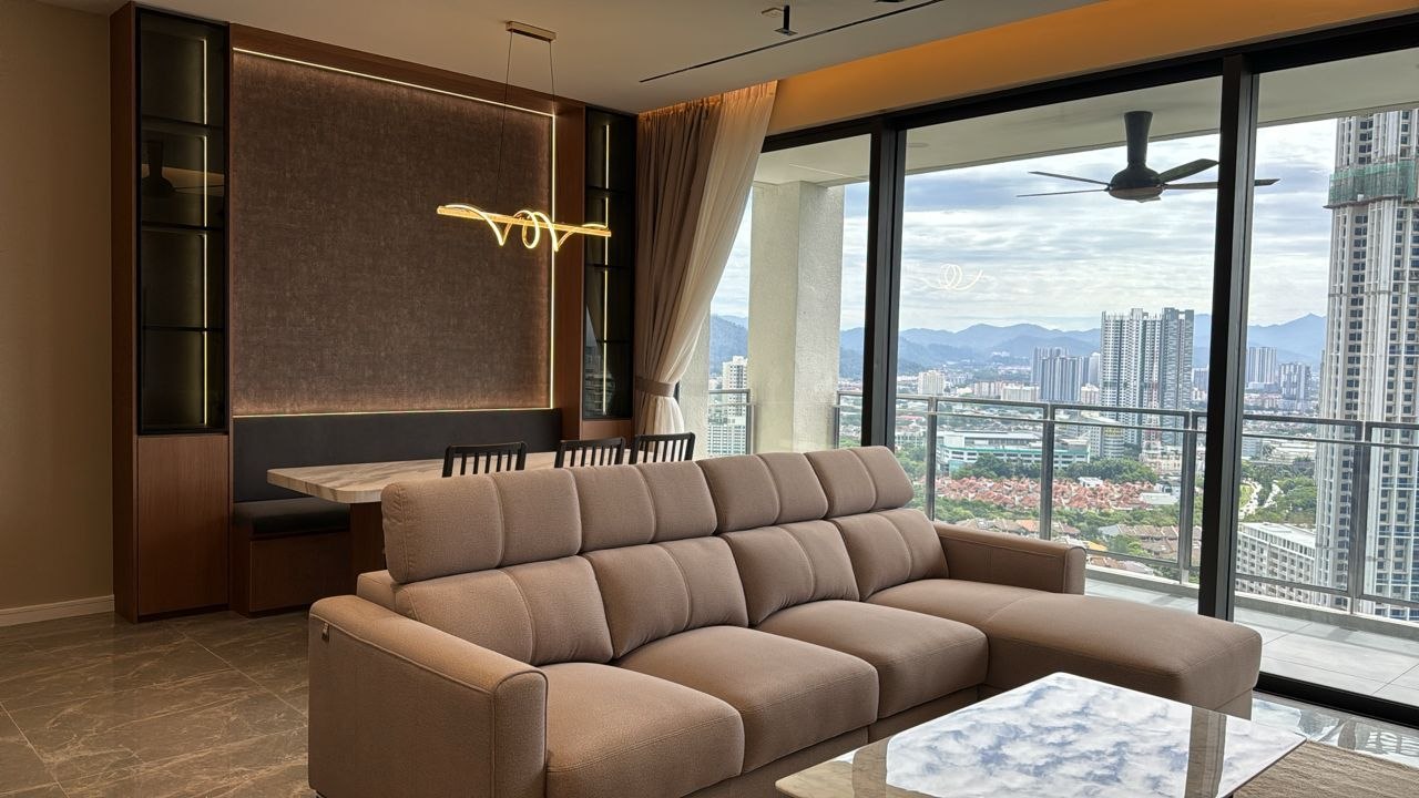 2 bedrooms — 2