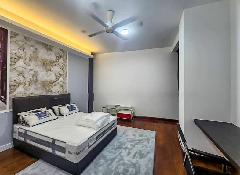 3+1 bedrooms — 10