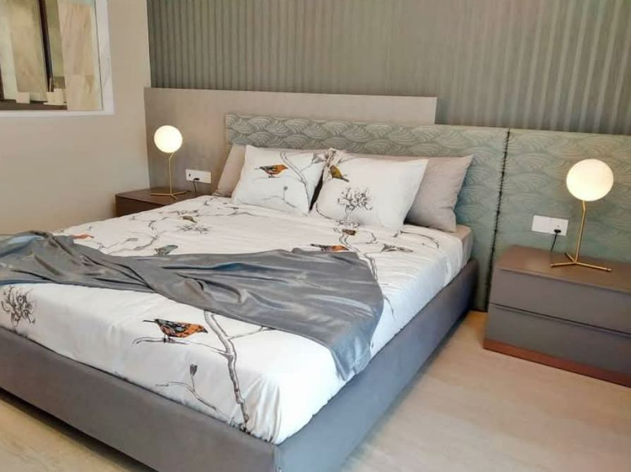 3 bedrooms — 6
