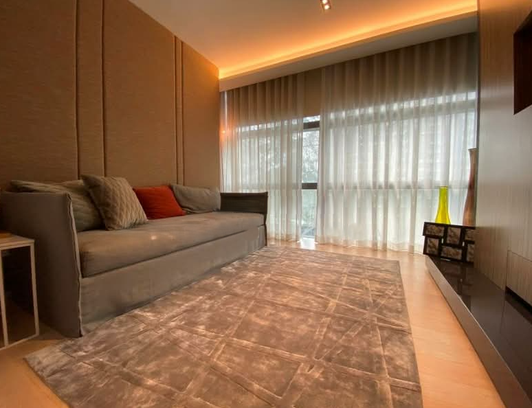 3 bedrooms — 7