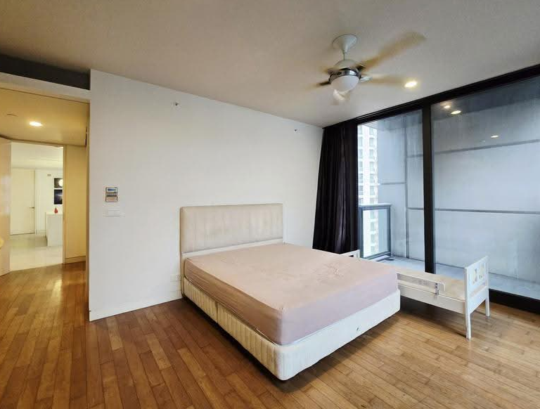 1 bedroom — 5